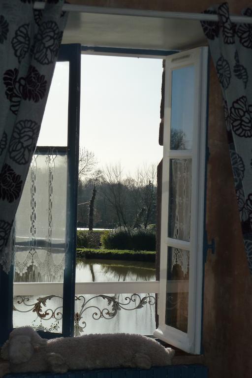 B&B L'Atelier Du Presbytere Saint-Maugan Rum bild
